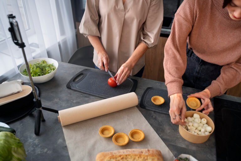 The Essential Kitchen Tissue Paper Roll: A Must-Have for Every Home